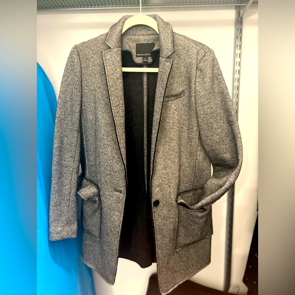 Banana Republic gray felt peacoat; transitional fall spring outerwear; workwear